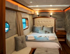 contact-yachts-oggusto_0010