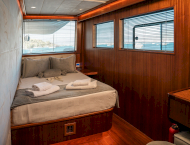 contact-yachts-oggusto_0011