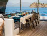 contact-yachts-oggusto_0014