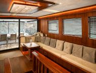 contact-yachts-oggusto_0015