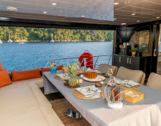 contact-yachts-jr-simay_0014