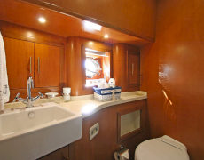 contact-yachts-tango-charlie_0012