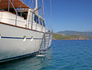 contact-yachts-tango-charlie_0018