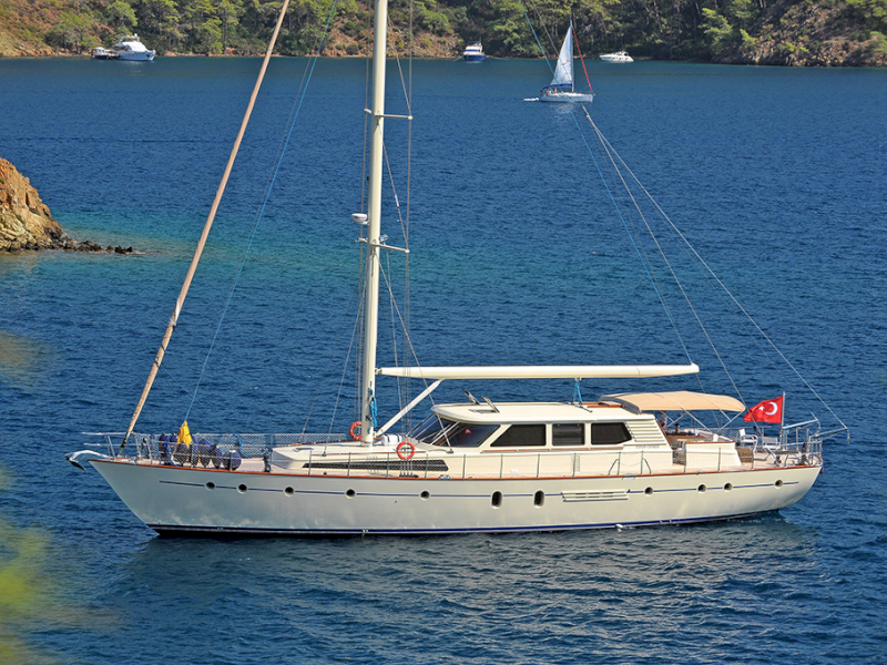 contact-yachts-tango-charlie_0022