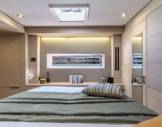 catamaran-from-athens-to-cyclades-poseira