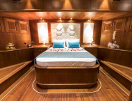 contact-yachts-vista-mare_0001