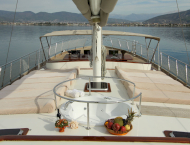 contact-yachts-queen-lila_0007