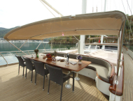 contact-yachts-queen-lila_0009