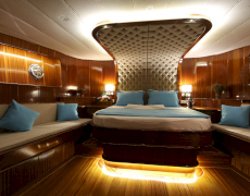 contact-yachts-queen-lila_0010