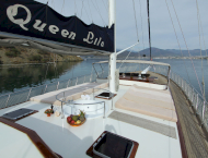 contact-yachts-queen-lila_0011