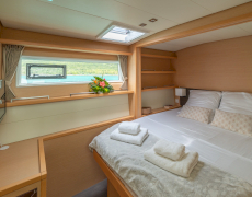 contact-yachts-ever-iii_0005