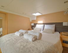 contact-yachts-ever-iii_0013