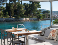 contact-yachts-diamond-diva_0035