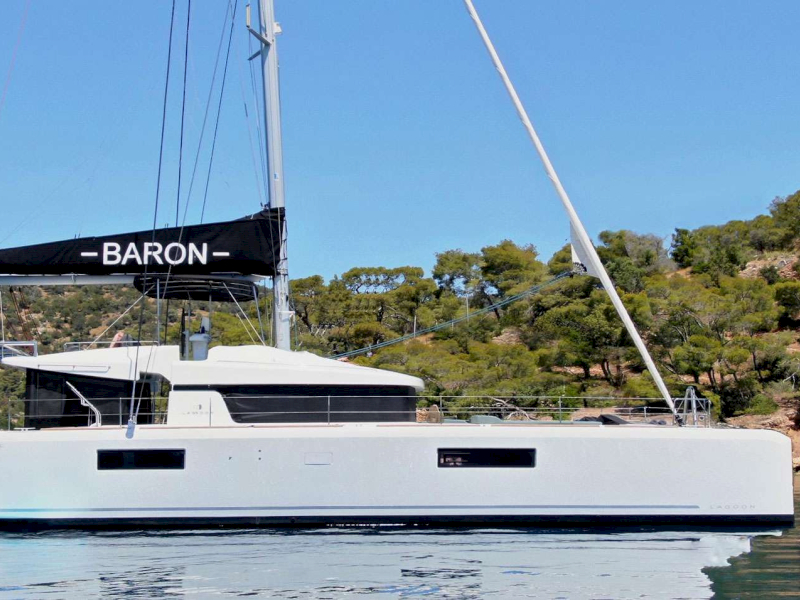 contact-yachts-baron_0005