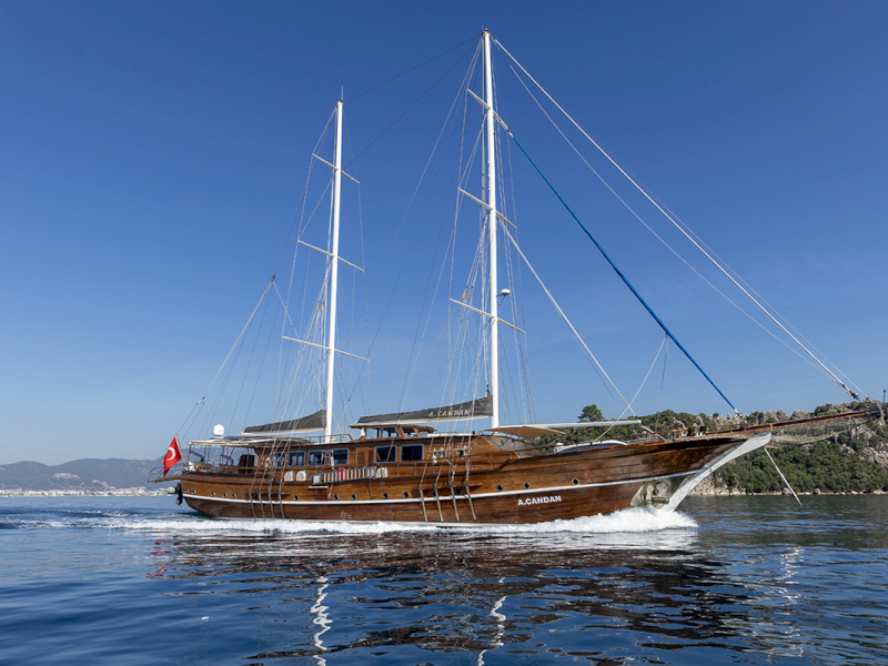 contact-yachts-a-candan_0005