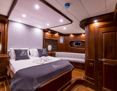 contact-yachts-aqua-bella_0012