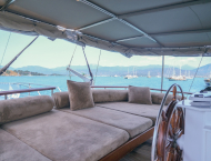 contact-yachts-simerenya_0003