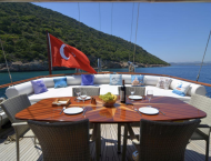 contact-yachts-zorbas_0011