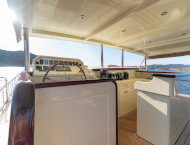 contact-yachts-always-smile_0004