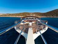 contact-yachts-always-smile_0016