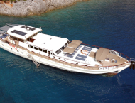 contact-yachts-always-smile_0018