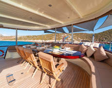 contact-yachts-always-smile_0022