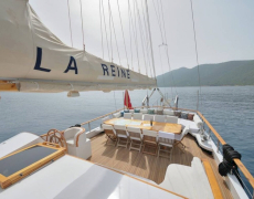 contact-yachts-la-reine_0003