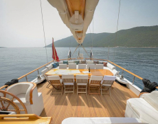 contact-yachts-la-reine_0014