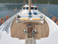 contact-yachts-la-reine_0016