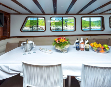 contact-yachts-sirena_0027