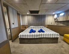 contact-yachts-dream-a_0012