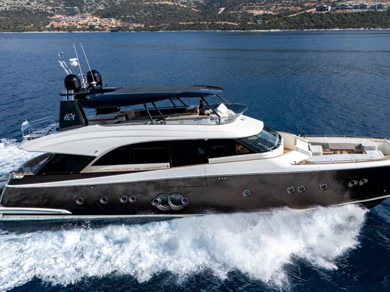 contact-yachts-bella-luna-2026-06-29-16-25-50