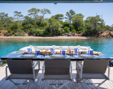 contact-yachts-ferro-77-2026-06-29-16-33-58