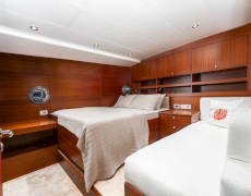 contact-yachts-lucky-you-2026-08-26-13-40-06