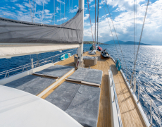 contact-yachts-lucky-you-2026-08-26-13-40-10