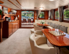 contact-yachts-luna-2026-07-09-14-51-35