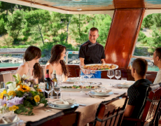 contact-yachts-luna-2026-07-09-14-51-39