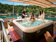 contact-yachts-luna-2026-07-09-14-51-44