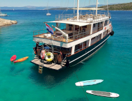contact-yachts-luna-2026-07-09-14-51-45