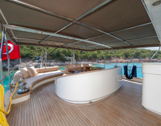 contact-yachts-gulmariam-2026-08-18-12-33-11