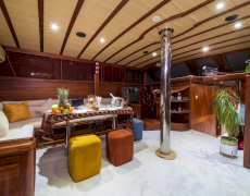 contact-yachts-elena-2026-09-11-15-03-25