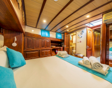 contact-yachts-elena-2026-09-11-15-03-29