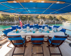 contact-yachts-elena-2026-09-11-15-03-50-12