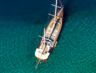 contact-yachts-serenity-86_0026