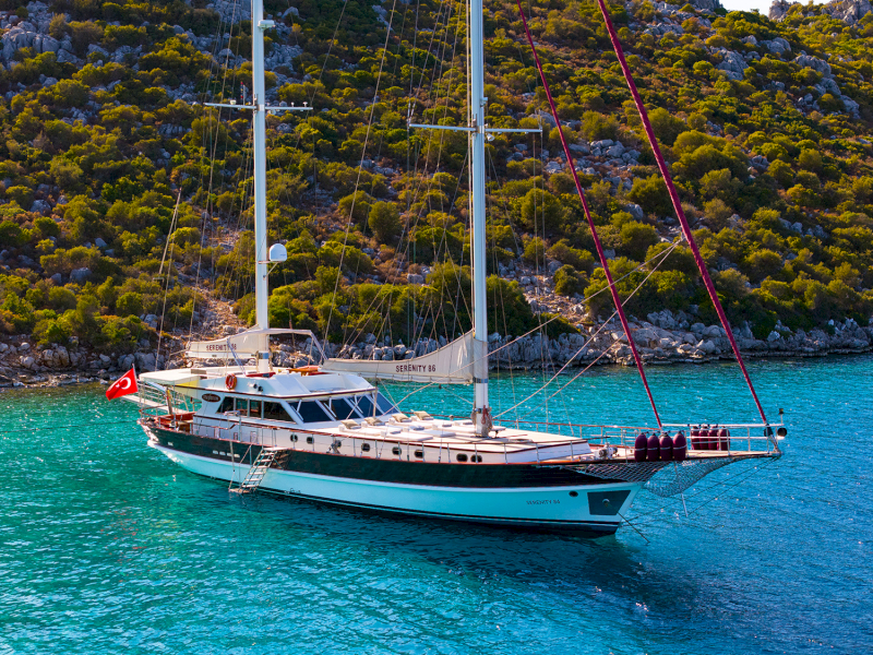 contact-yachts-serenity-86_0032