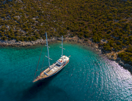 contact-yachts-serenity-86_0033