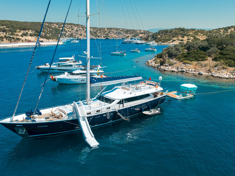contact-yachts-canaria-2026-07-29-11-38-28
