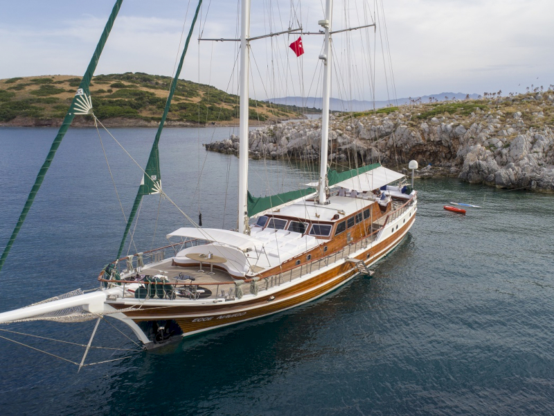 contact-yachts-ecce-navigo-049