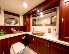 contact-yachts-virtuoso_0011