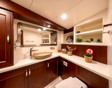 contact-yachts-virtuoso_0035